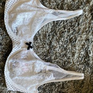 Victoria Secrets Bra